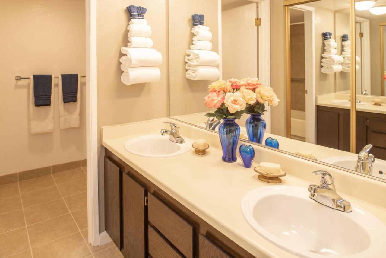 Thunderbird Resort Club Sparks Bagian luar foto